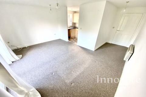 2 bedroom apartment to rent, Cockshed Lane, Halesowen B62