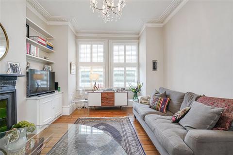 9 Nemoure Road, London, W3 6NZ
