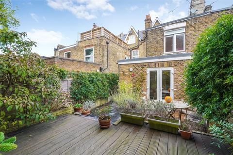 9 Nemoure Road, London, W3 6NZ