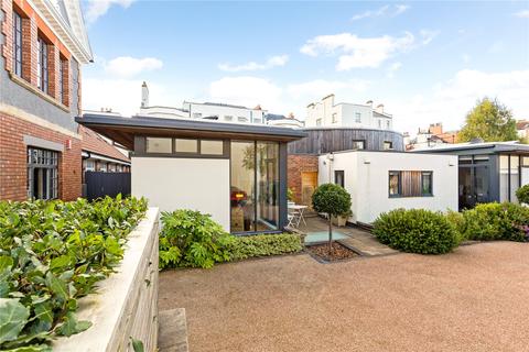 Elton Mews Mortimer Road, Clifton, Bristol, BS8 4EX
