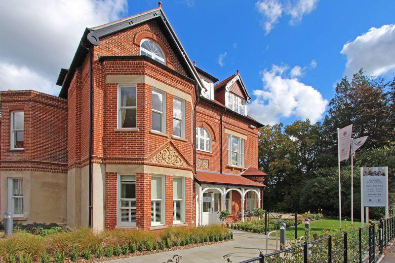 The Rise, Brockenhurst 1 bed retirement property £2,834 pcm (£654 pw)