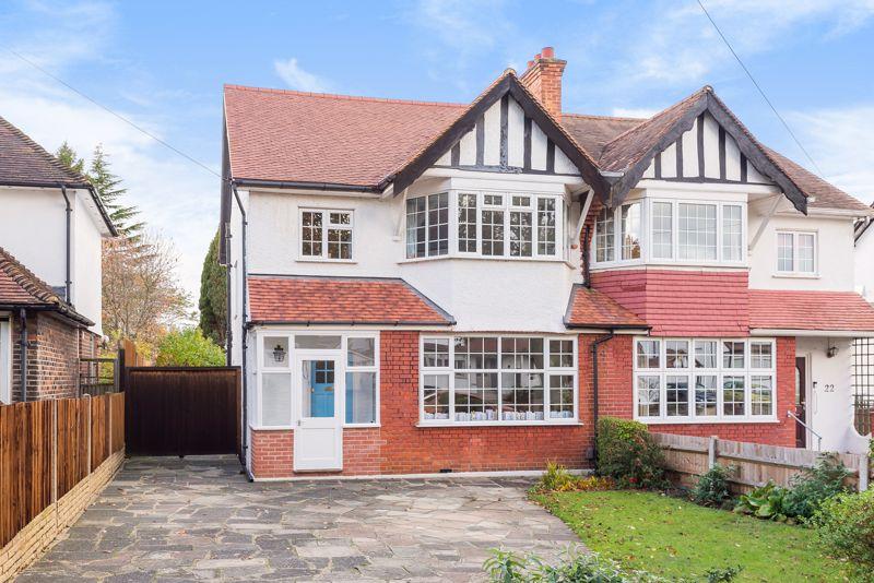 Princes Avenue, Carshalton Beeches 3 bed semidetached house £675,000