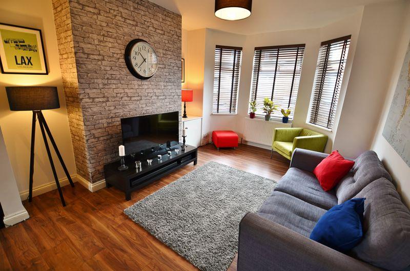 Fairfield Street, Irlams o' th' Height 2 bed terraced house £1,000 pcm (£231 pw)