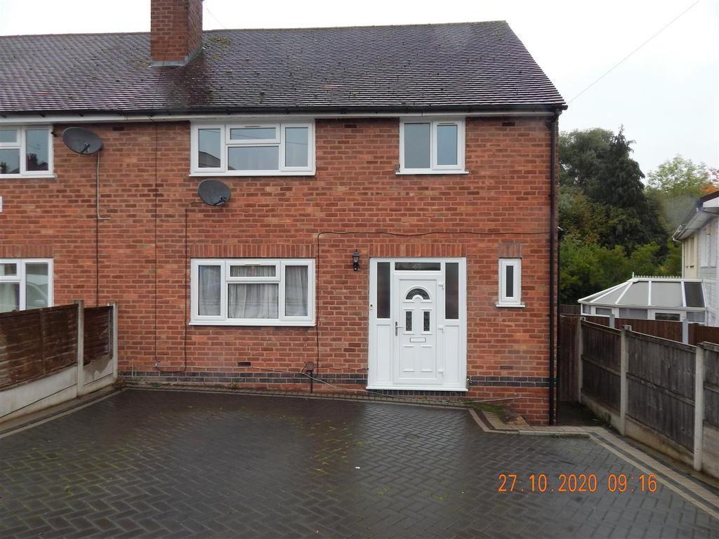 Parsons Road, Redditch 3 bed semidetached house £750 pcm (£173 pw)