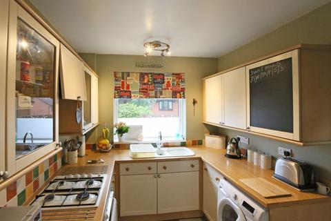 29 Bedford Drive, Leeds, LS16 6DJ