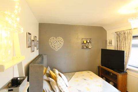 29 Bedford Drive, Leeds, LS16 6DJ