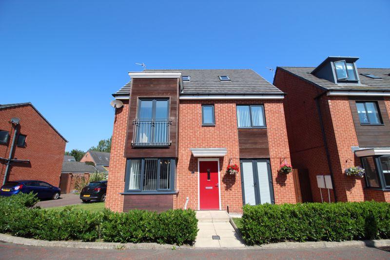 St Lukes Place, Hebburn 5 bed detached house £260,000