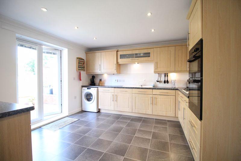 St Lukes Place, Hebburn 5 bed detached house £260,000
