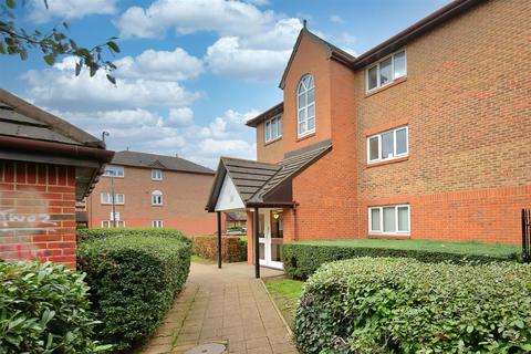 24 Barnfield Close, London, SW17 0AU