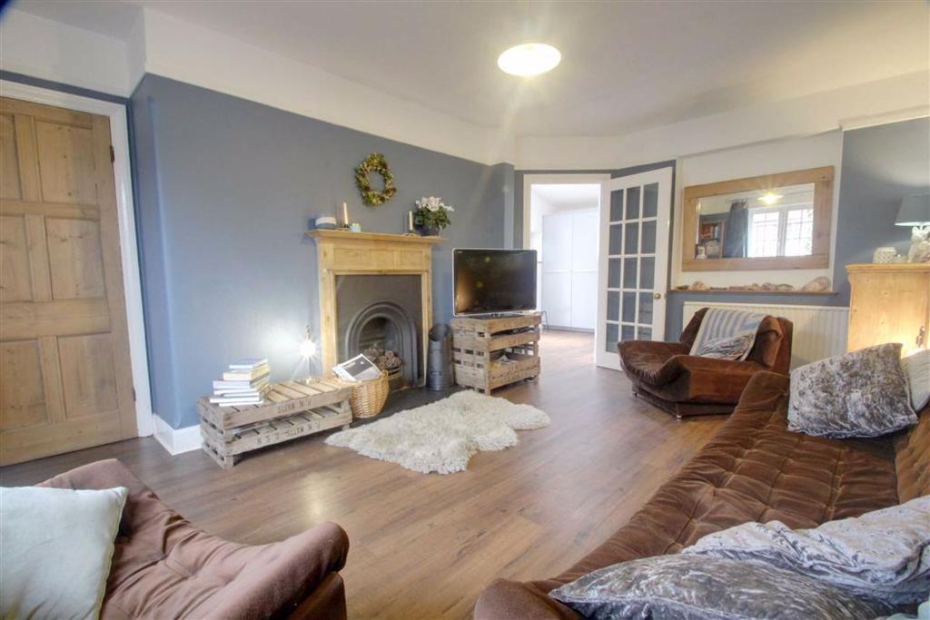 Greenway, Berkhamsted, Hertfordshire 3 bed terraced house £625,000