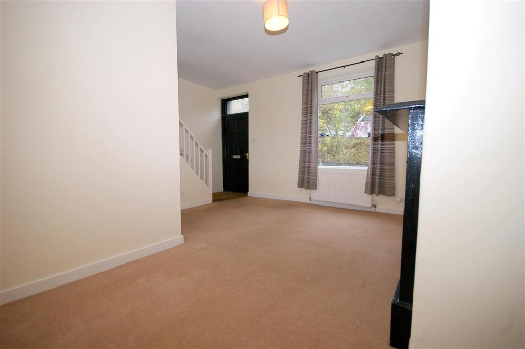 Living Room 2.jpg