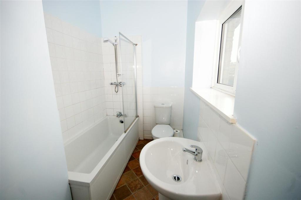 Bathroom.jpg