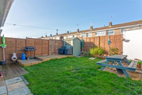 26 Kipling Avenue, Goring By Sea, Worthing, BN12 6LJ