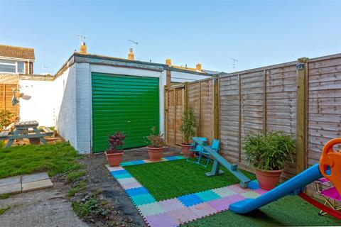 26 Kipling Avenue, Goring By Sea, Worthing, BN12 6LJ