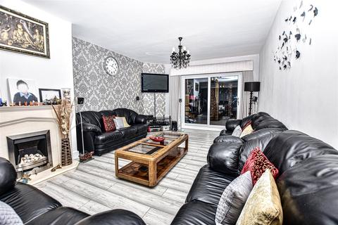 48 Marks Square, Northfleet, Gravesend, DA11 7HU