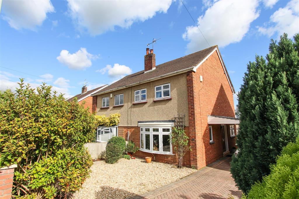 Lockingwell Road, Keynsham, Bristol 2 bed house £325,000