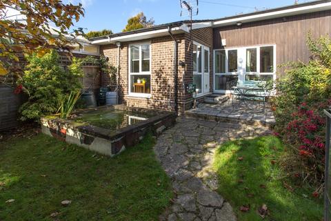 33 Headcorn Drive, Canterbury, CT2 7TR