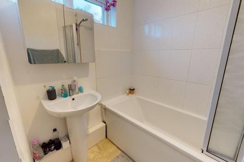 33 Headcorn Drive, Canterbury, CT2 7TR