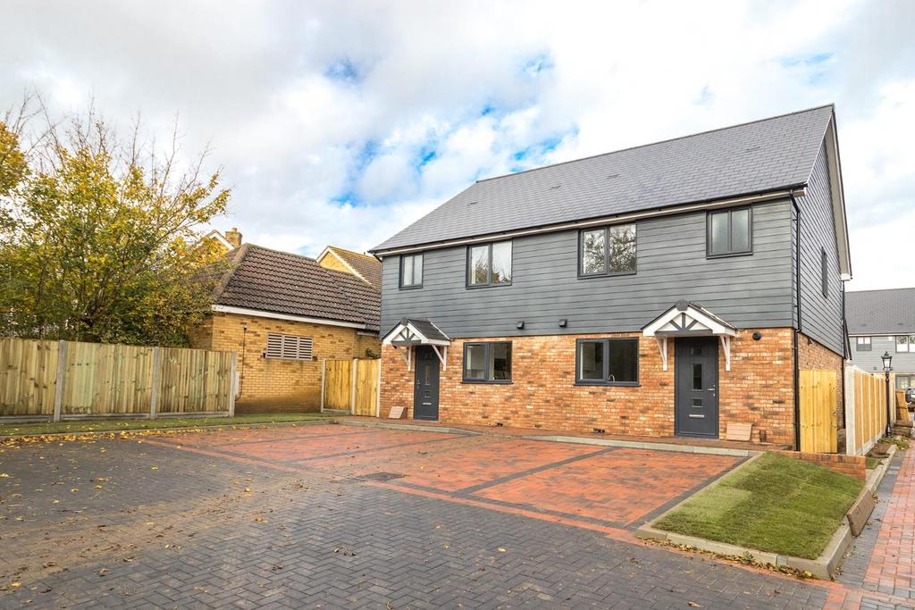 1 Cornfield Close