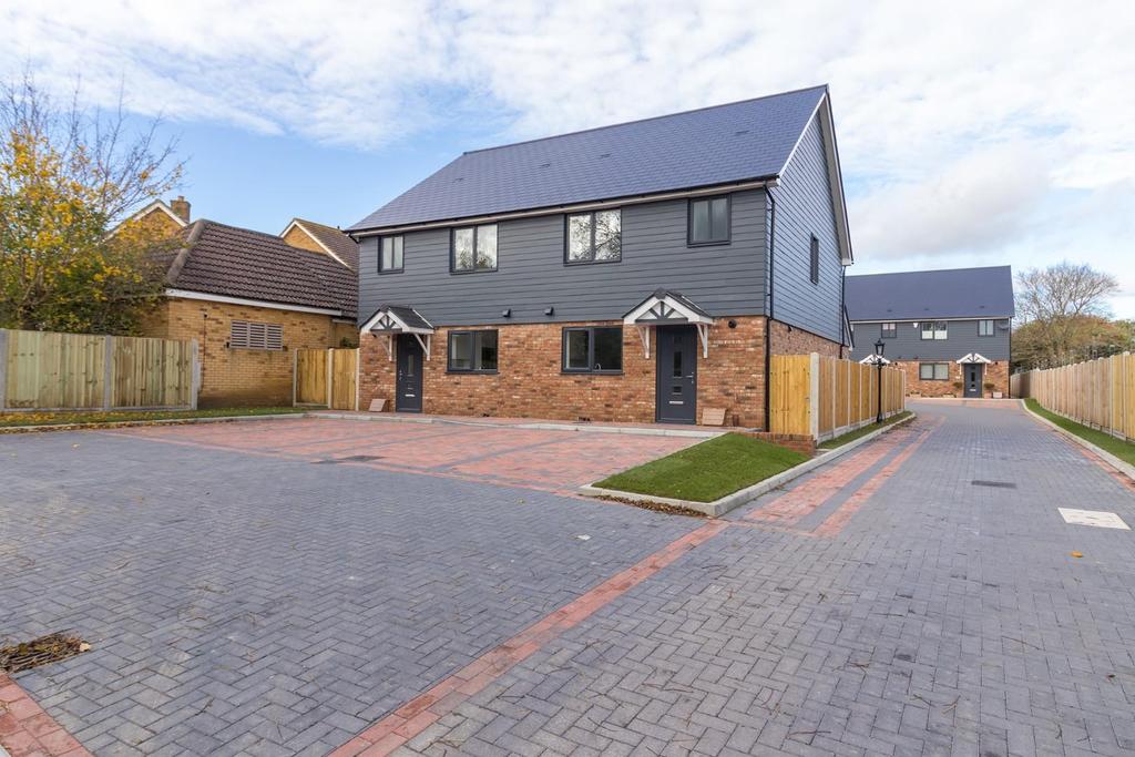 1 Cornfield Close 09rev.jpg