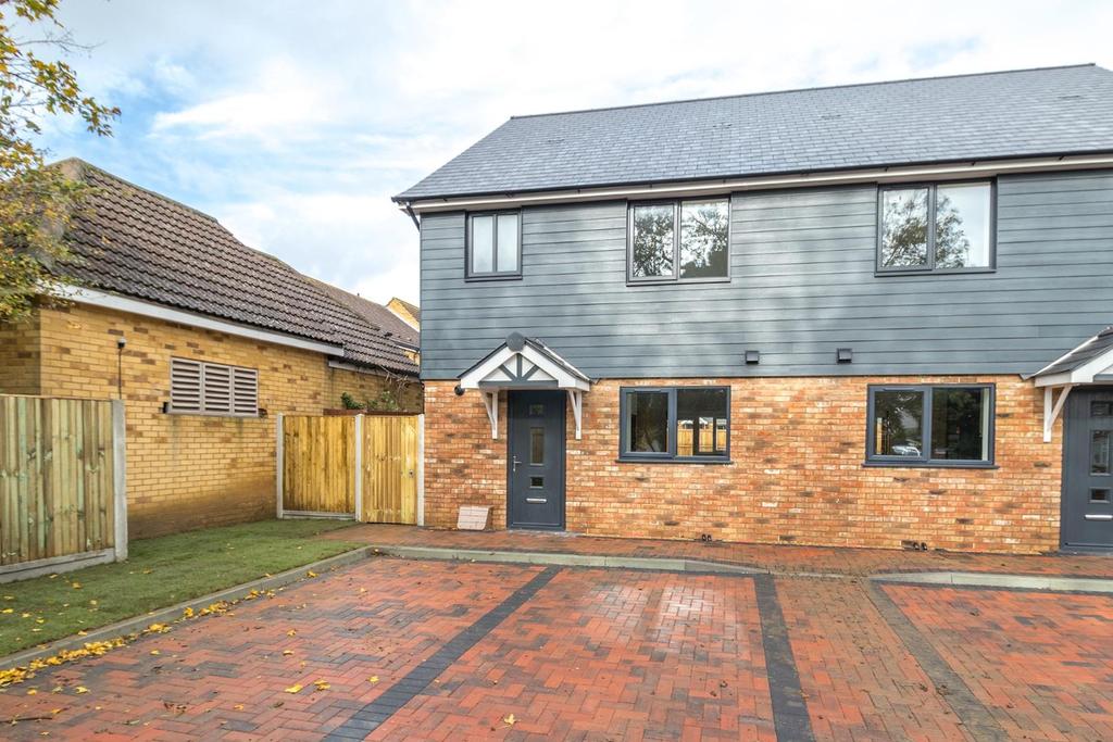 1 Cornfield Close