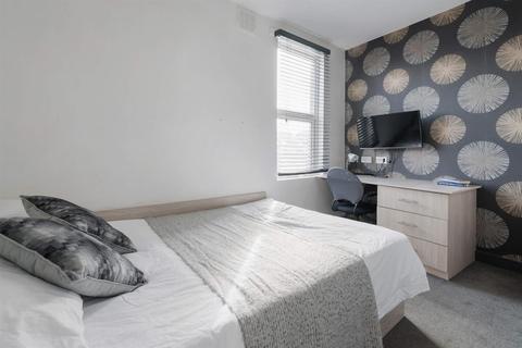 34 Beechwood Terrace, Leeds, LS4 2NG