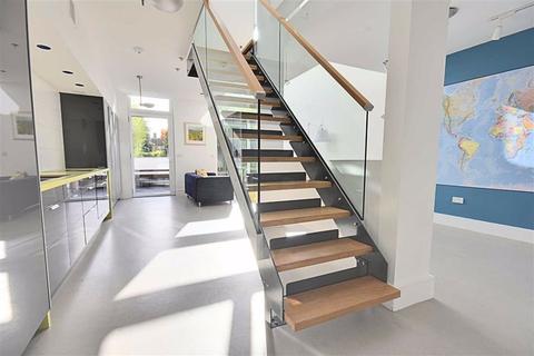 77 Mcintyre Road, Worcester, WR2 5LQ