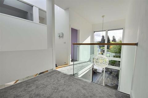 77 Mcintyre Road, Worcester, WR2 5LQ