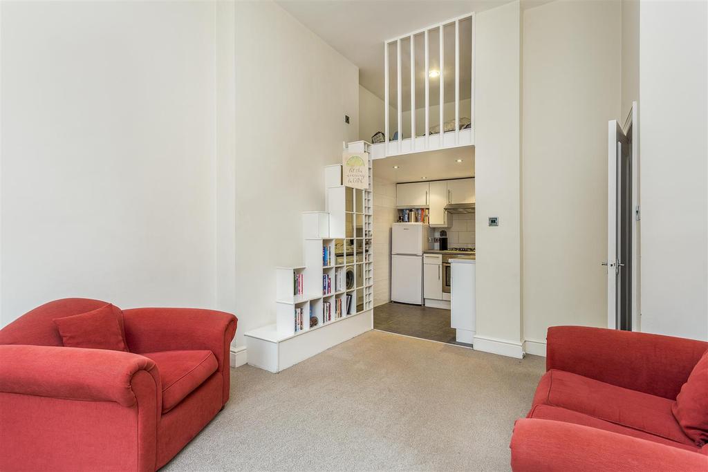 Lettings Hammersmith Sinclair Road Reception (2)