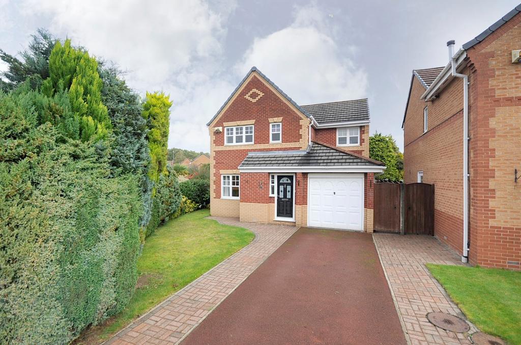 Claydon Gardens, Rixton, Warrington, WA3 4 bed detached house £375,000