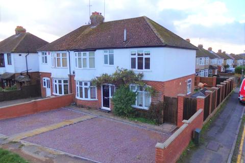 1 Links Way, Luton, LU2 7AJ