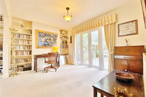 199 Argyle Avenue, Hounslow, TW3 2LR