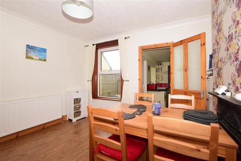 106 Addison Road, Caterham, CR3 5LY