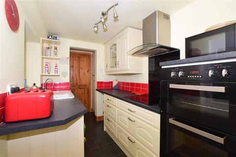 106 Addison Road, Caterham, CR3 5LY
