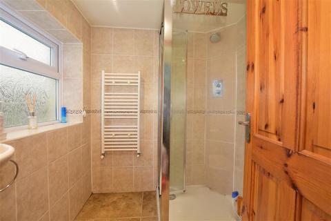 106 Addison Road, Caterham, CR3 5LY