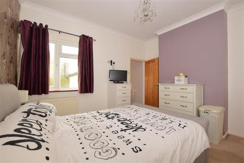 106 Addison Road, Caterham, CR3 5LY