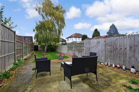 106 Addison Road, Caterham, CR3 5LY