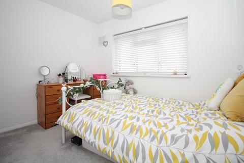 3 Pyms Road, Chelmsford, CM2 8PY