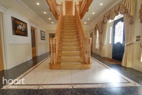 4 Hawkley Meade, Hockley, SS5 4QR