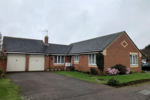 5 Cumbrae Drive, Great Billing, Northampton, NN3 9HD