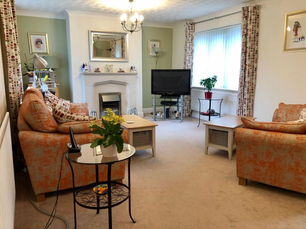 Cumbrae Drive, Great Billing... 3 bed detached bungalow £369,995