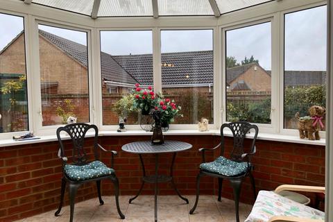 5 Cumbrae Drive, Great Billing, Northampton, NN3 9HD