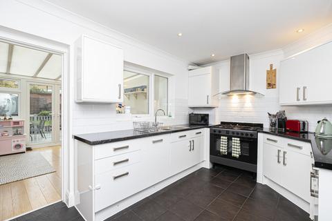 23 Charles Street, Epping, CM16 7AU