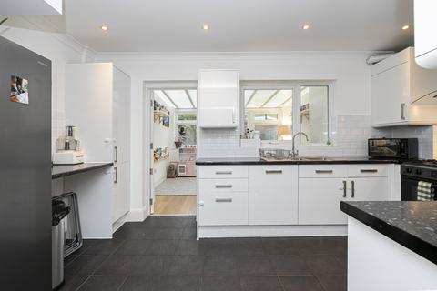 23 Charles Street, Epping, CM16 7AU