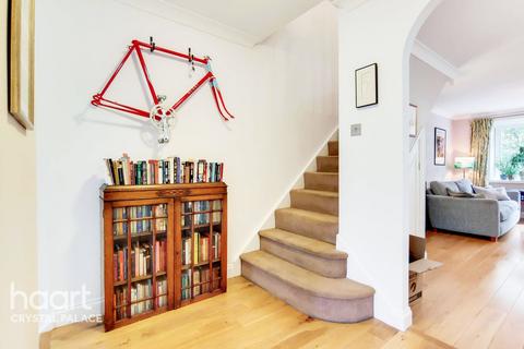 33 Ellery Road, London, SE19 3QG