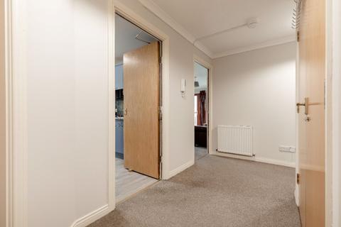 3 bedroom flat to rent - High Riggs, Tollcross, Edinburgh, EH3