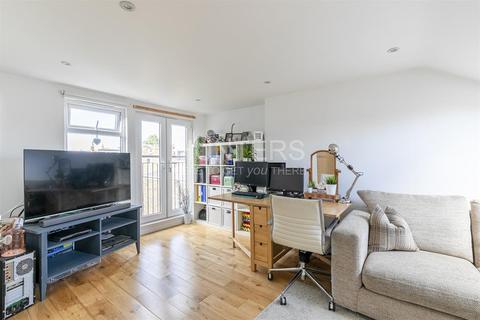 30 Ulysses Road, London, NW6 1EE
