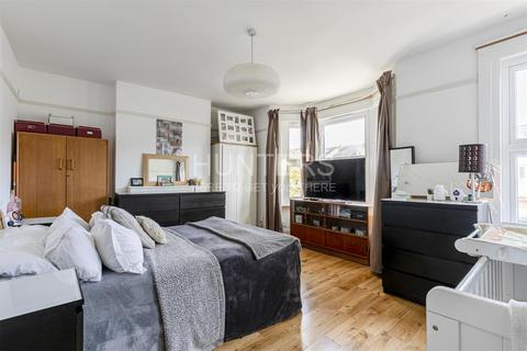 30 Ulysses Road, London, NW6 1EE