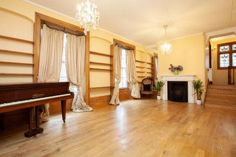 undefined, Tollington Road, Islington, London