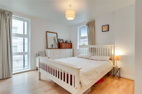 5b Reading Lane, London, E8 1DS